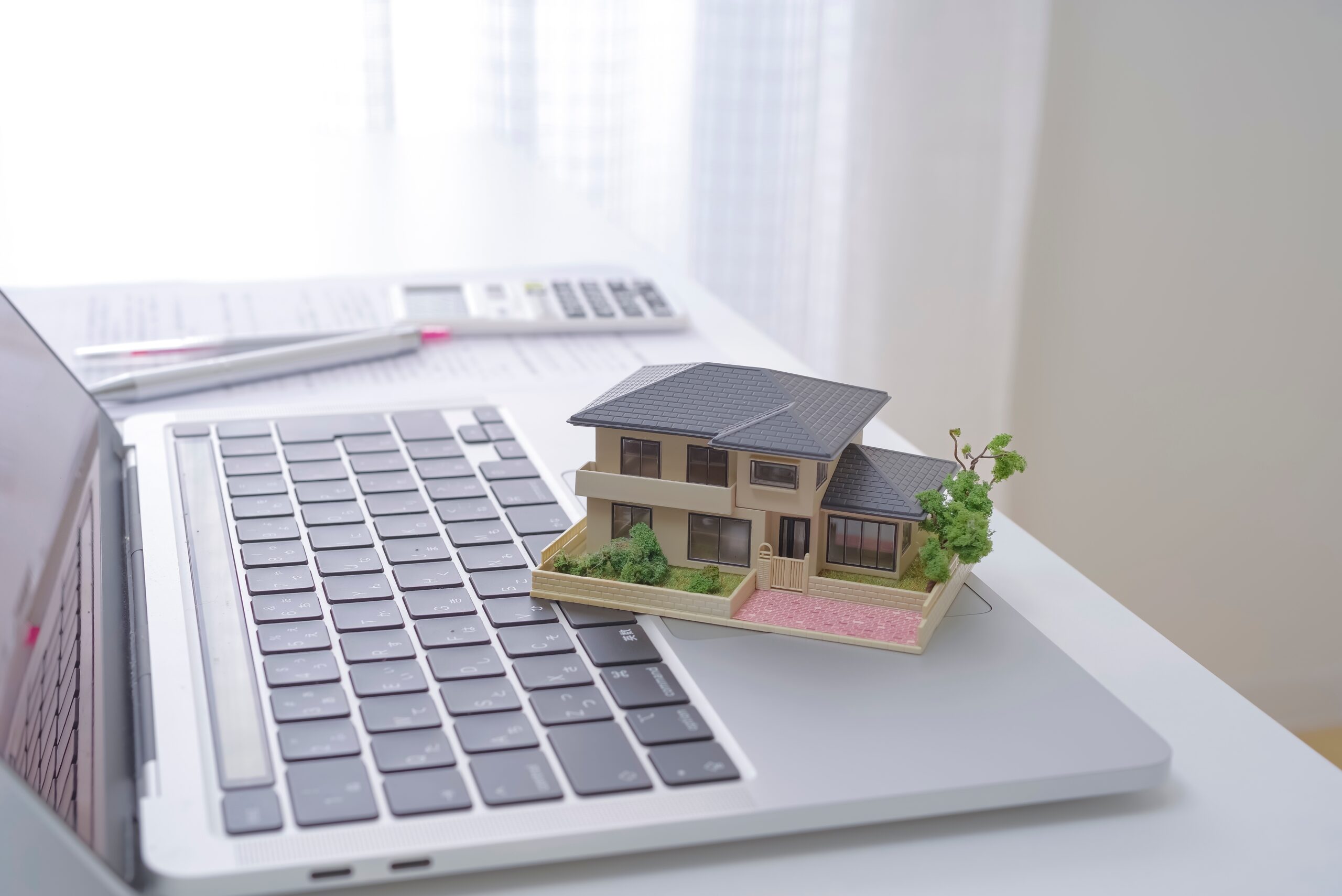 社宅管理代行と不動産管理会社の違いとは？業務範囲と役割を徹底比較